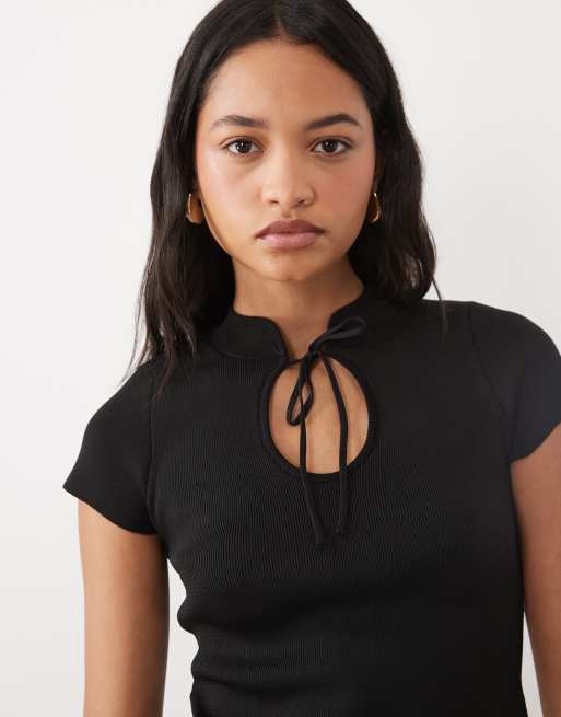 ASOS DESIGN gestricktes Langarmoberteil mit Schlüssellochausschnitt in Schwarz, 3 von 4