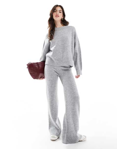 ASOS DESIGN – Gestricktes Set in Grau, aus kastigem Pullover mit Rundhalsausschnitt und Hose - view 1