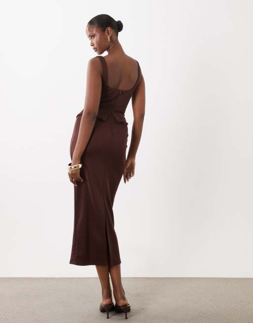 ASOS DESIGN gestructureerde midi-kokerjurk met corsettaille in chocoladebruine scuba-achtige stof, 3 van 4