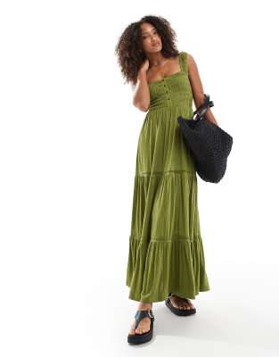 ASOS DESIGN - Gestuftes, gerafftes Midikleid in Olivgrün mit eckigem Ausschnitt und Spitzeneinsätzen