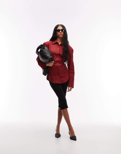 ASOS DESIGN - Getailleerd overhemd met schoudervullingen en gestrikte achterkant in rood, 2 van 4
