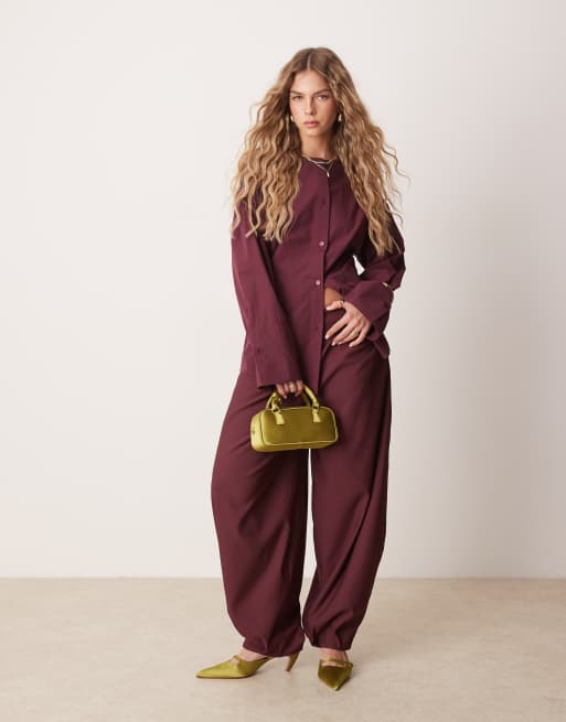 ASOS DESIGN - Getailleerd poplin overhemd zonder kraag in pruimenpaars, 2 van 4
