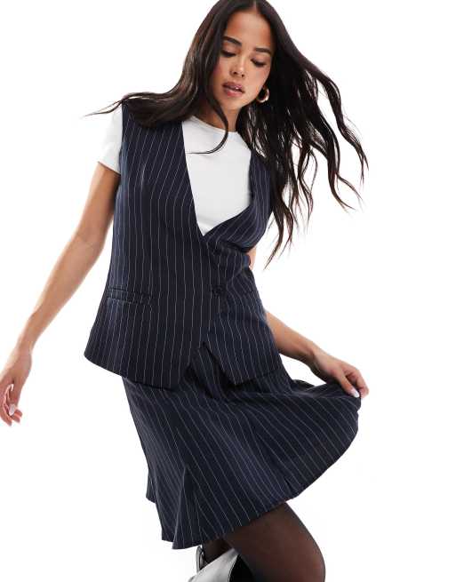 ASOS DESIGN - Getailleerd vest met overslag in marineblauw krijtstreep, deel van co ord set