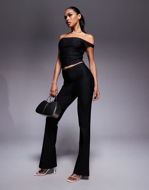 ASOS DESIGN - Getailleerde broek met smalle uitlopende pijpen in zwart krijtstreep, deel van co-ord set - view 1