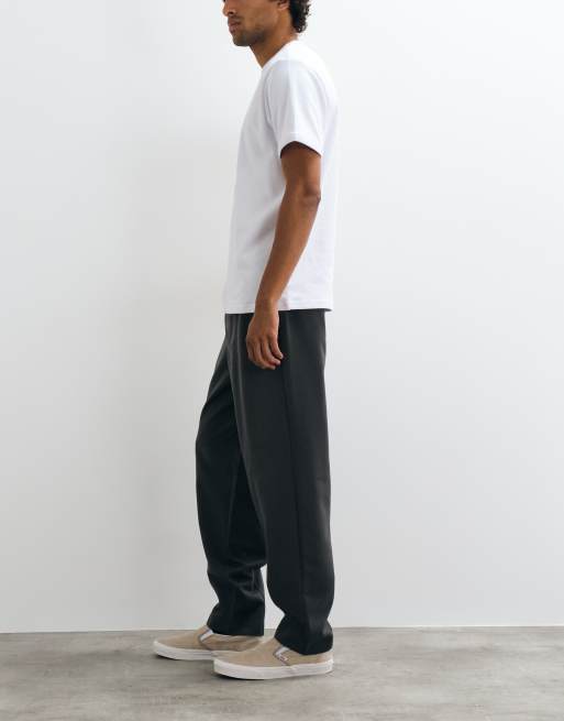 ASOS DESIGN - Getailleerde elastische oversized toelopende broek in antracietgrijs, 2 van 5