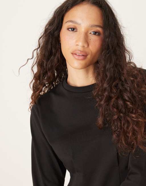 ASOS DESIGN - Getailleerde mini-jurk met halflange mouwen in zwart, 4 van 4
