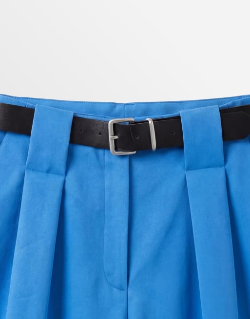 ASOS DESIGN - Getailleerde short met riem en omslag in felblauw, 8 van 9