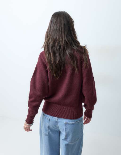 ASOS DESIGN getailleerde trui met hoge hals in bordeauxrood, 4 van 4