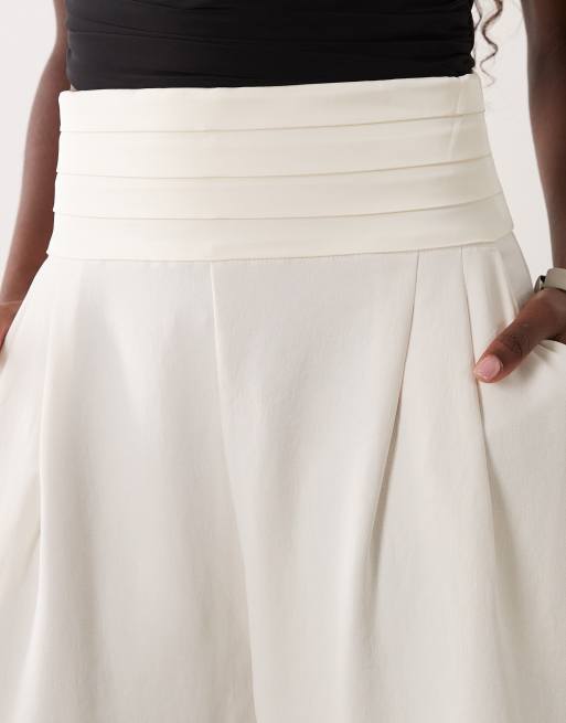 ASOS DESIGN getailleerde tuxedobroek met overslag in crème, 4 van 5