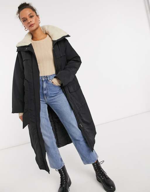 ASOS DESIGN - Gewatteerd jack met riem in zwart