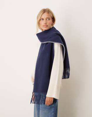 ASOS DESIGN - Gewebter Oversize-Schal in Marineblau mit Languettenstich-Rot