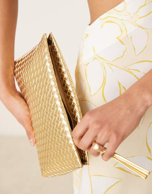 ASOS DESIGN - Geweven clutch met rits aan de bovenkant in goud, 2 van 4
