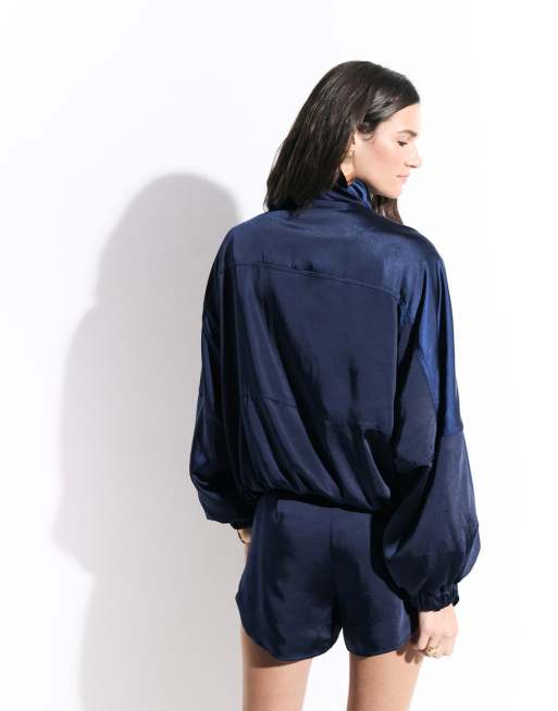 ASOS DESIGN giacca bomber sartoriale in raso blu navy, 4 di 4