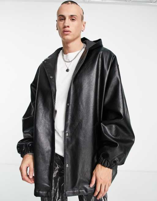 ASOS DESIGN - Giacca coach super oversize in pelle sintetica nera