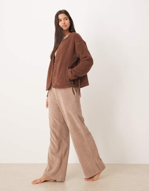 ASOS DESIGN - Giacca da casa in pile morbido marrone, 3 di 4