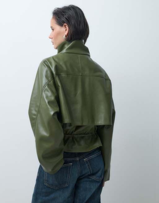 ASOS DESIGN giacca effetto pelle con vita stretta e collo a imbuto verde oliva, 4 di 4