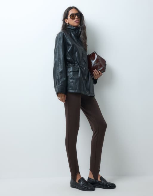 ASOS DESIGN giacca harrington effetto pelle con vita stretta nera, 3 di 4