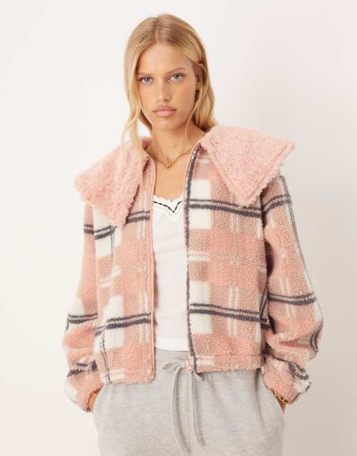 ASOS DESIGN Giacca in pile borg rosa a quadri con chiusura zip e