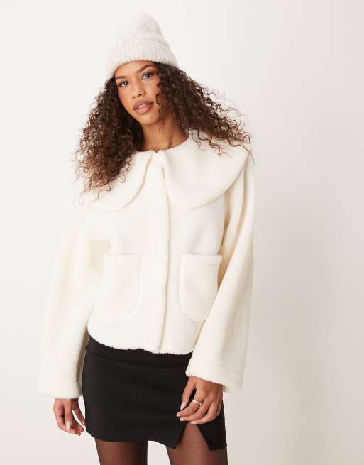 ASOS DESIGN - Giacca oversize in pile borg color crema con colletto