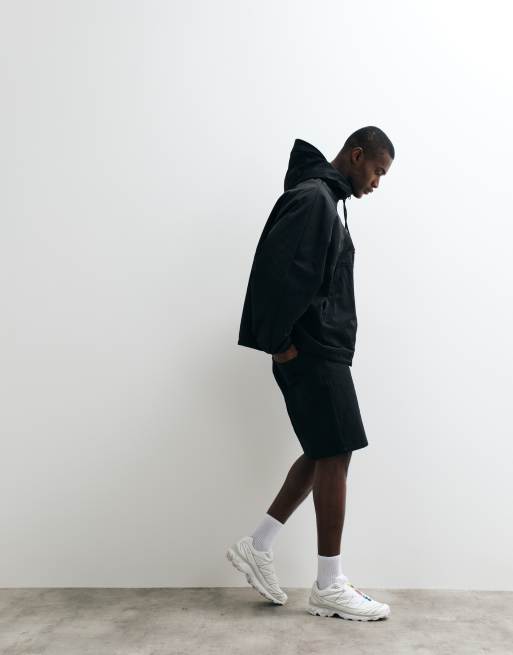ASOS DESIGN giacca sportiva con cappuccio stormMAX™ nera, 3 di 5