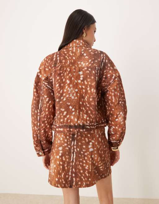ASOS DESIGN - Giacca stile western in denim con motivo effetto cervo, 2 di 4