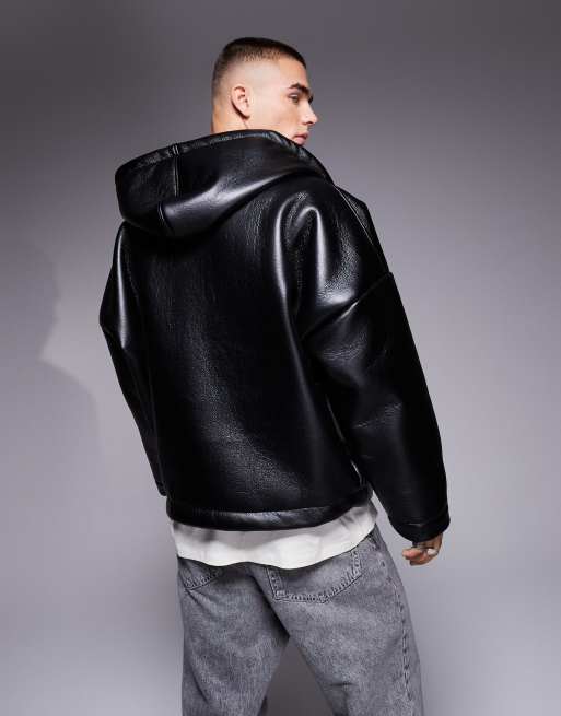 ASOS DESIGN - Giacca super oversize squadrata in pelle sintetica nera con cappuccio e fodera in pile borg, 2 di 4