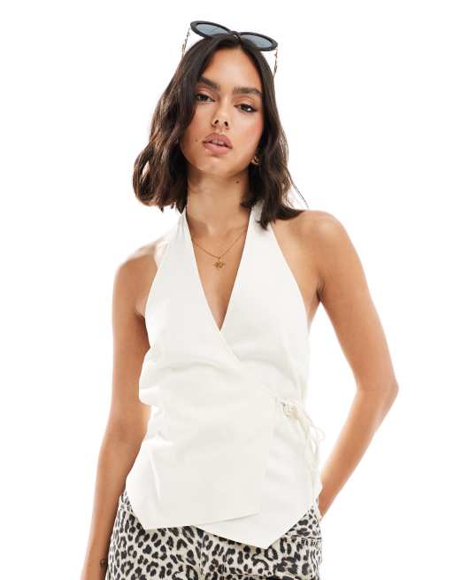 ASOS DESIGN - Gilet allacciato al collo color crema a portafoglio