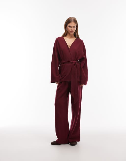ASOS DESIGN - Gilet d'ensemble ultra-doux avec ceinture nouée à la taille - Cerise foncé, 2 de 4
