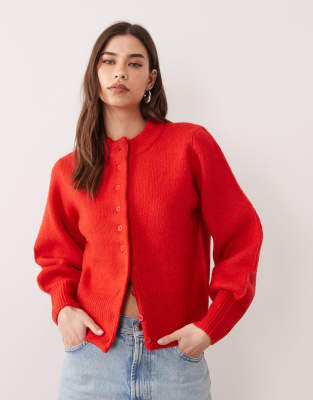 ASOS DESIGN - Gilet duveteux en maille compacte avec manches structurées - Rouge