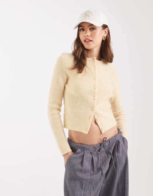 ASOS DESIGN - Gilet ras de cou ajusté en maille lâche - Babeurre