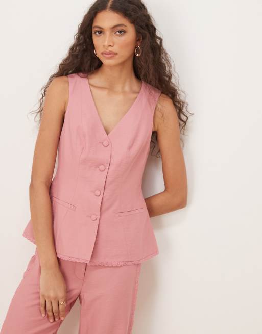 ASOS DESIGN - Gilet rosa con finiture in pizzo in coordinato