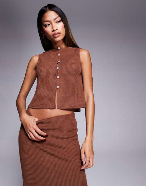 ASOS DESIGN - Gilet sans manches d'ensemble coupe carrée en maille côtelée brossée à encolure bateau - Marron - view 1