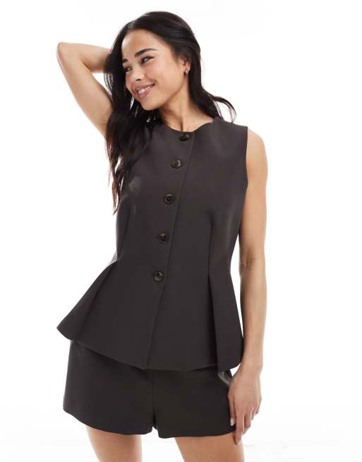 ASOS DESIGN - Gilet sartoriale a peplo color cioccolato