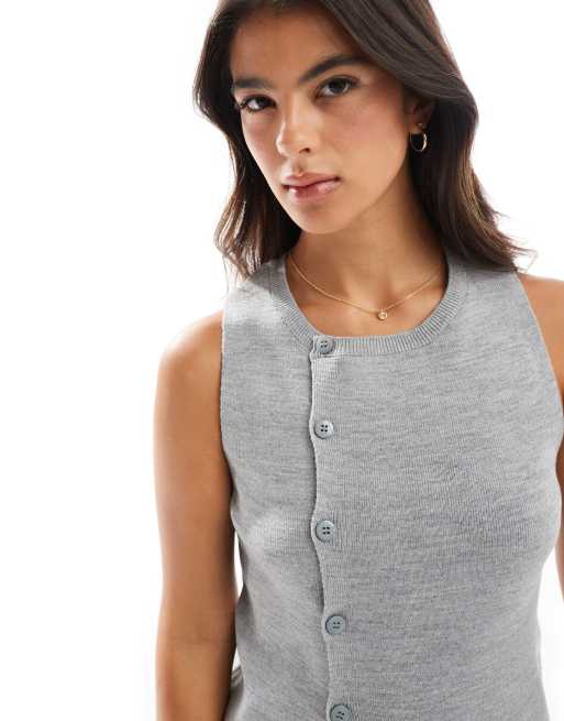 ASOS DESIGN - Gilet strutturato grigio in maglia con abbottonatura asimmetrica sul davanti e spacco