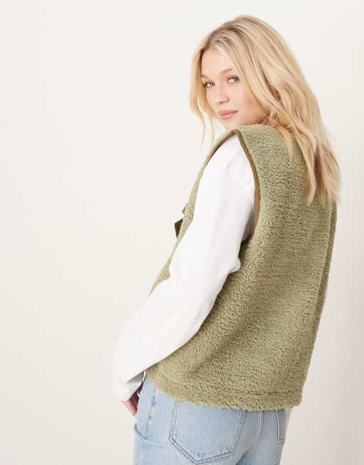 ASOS DESIGN - Gilet verde salvia in pile borg con fiocchi, 3 di 4