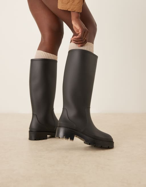 ASOS DESIGN Ginny welly boots in black ASOS