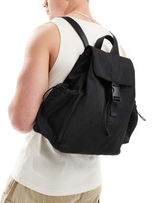 ASOS DESIGN Glanzender Nylon Rucksack in Schwarz