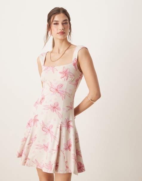 ASOS DESIGN – Godet-Minikleid in Rosa mit Blümchenmuster und eckigem Ausschnitt - view 1