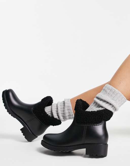 Fur lined hot sale chelsea rain boots