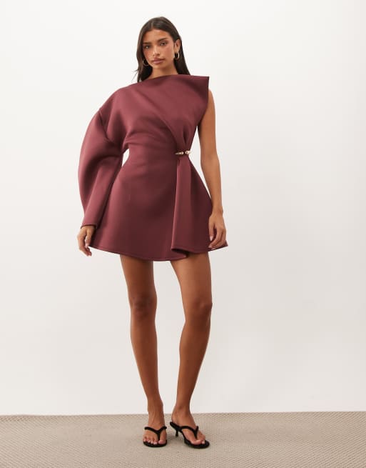 ASOS DESIGN gold-tone hardware structured mini dress with one shoulder in wine scuba-style fabric, 3 of 4