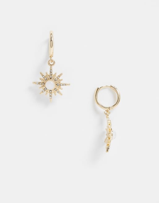 ASOS DESIGN – Goldene Creolen mit Sonnen-Anhänger