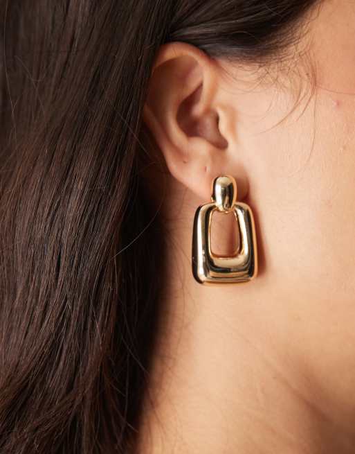 ASOS DESIGN – Goldfarbene eckige Ohrringe mit Türklopfer-Design, 3 von 3