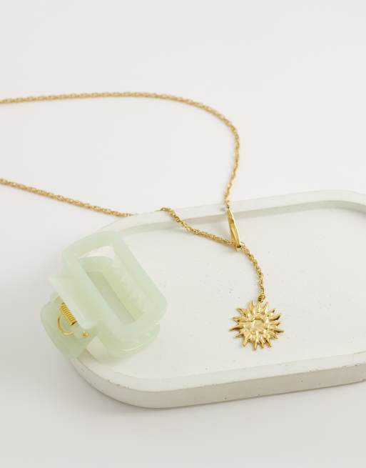 ASOS DESIGN – Goldfarbene Halskette aus wasserfestem Edelstahl mit Sonnen-Anhänger, 2 von 4