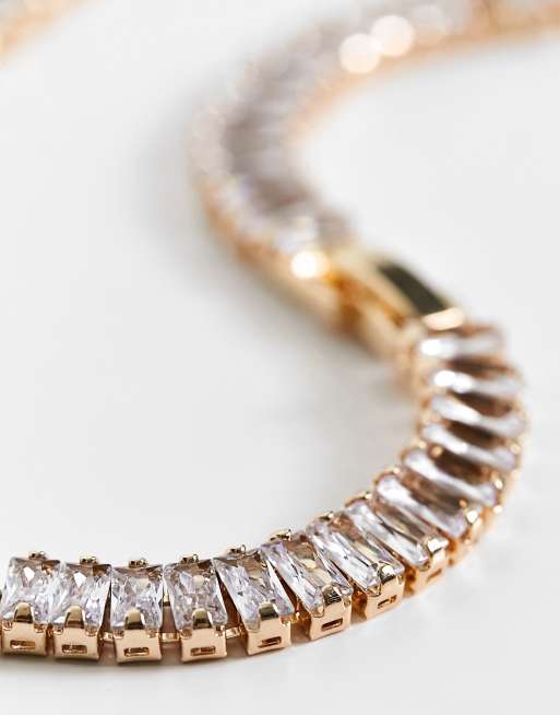ASOS DESIGN – Goldfarbene Halskette mit Zirkonia-Schmucksteindesign, 2 von 4