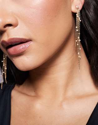 ASOS DESIGN - Goldfarbene Hängeohrringe mit Quasten mit Mikroperlen