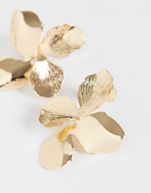 ASOS DESIGN – Goldfarbene Mini-Ohrstecker in Blumenform, 3 von 4