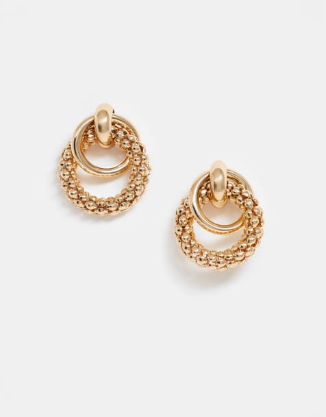 ASOS DESIGN – Goldfarbene Ohrringe mit strukturiertem Türklopferdesign - view 1