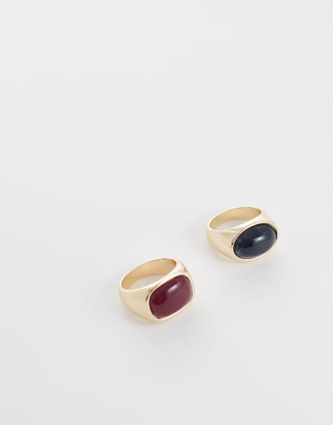 ASOS DESIGN – Goldfarbene Siegelringe mit Schmucksteinen in natürlicher Optik in Rot und Schwarz, 2er-Pack - view 1
