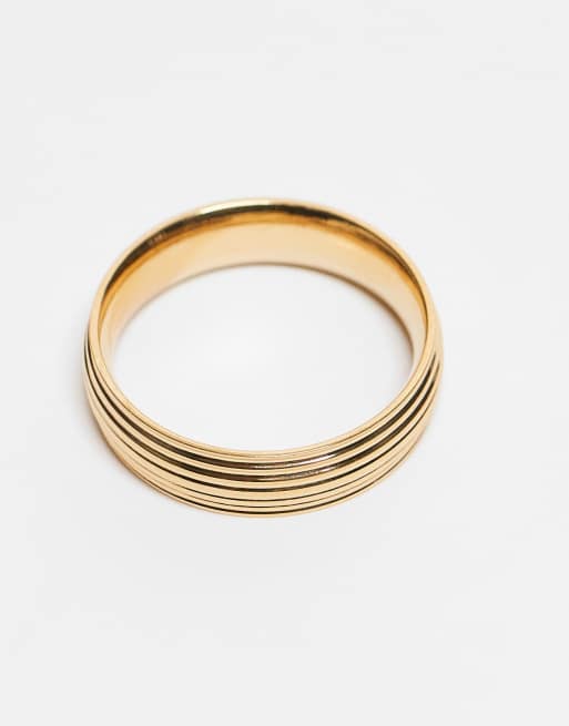 ASOS DESIGN – Goldfarbener Bandring aus wasserfestem Edelstahl mit geriffeltem Rand, 3 von 3