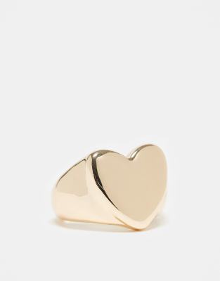 ASOS DESIGN - Goldfarbener Ring mit bauschigem Herzdetail